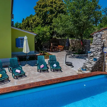 Jordan, A Charming Near The Sea, With Garden & Pool