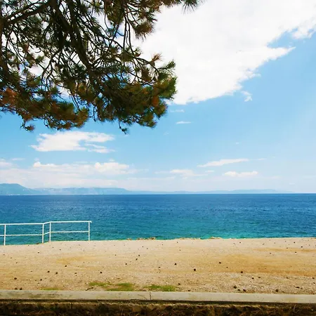 Holiday home Jordan, A Charming Near The Sea, With Garden & Pool Nedescina